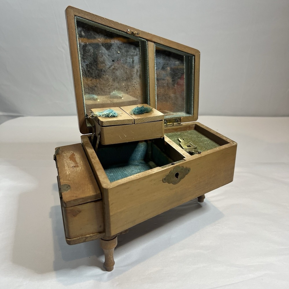 Vintage Piano‎ Musical Jewelry Box MCM Tilso Japan Beautiful, Wooden & Working